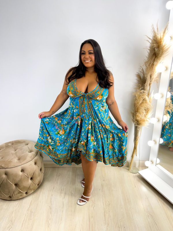 VESTIDO PLUZ SIZE INDIANO LONGO COM BABADO. - Image 2
