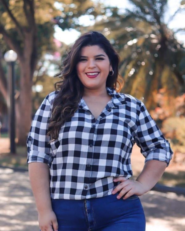 Camisa Xadrez Plus Size Preto e Branco