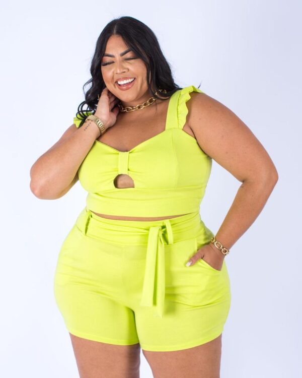 CONJUNTO PLUS SIZE EM CREPE COLORS VERDE LIMÃO