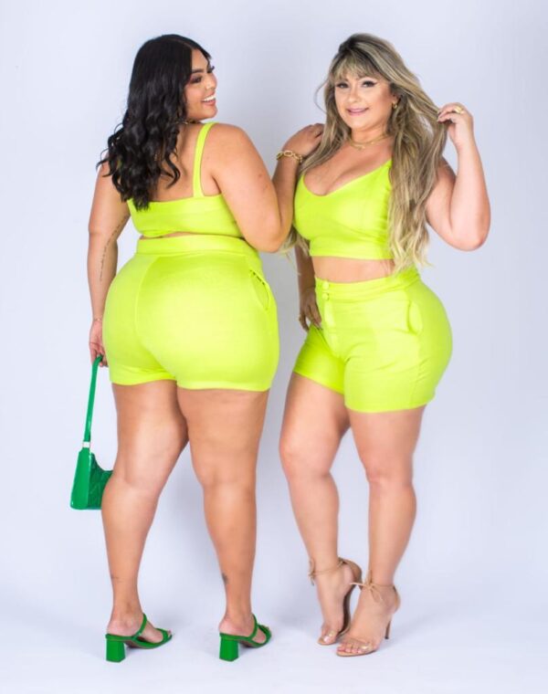 CONJUNTO PLUS SIZE EM CREPE COLORS VERDE LIMÃO - Image 2
